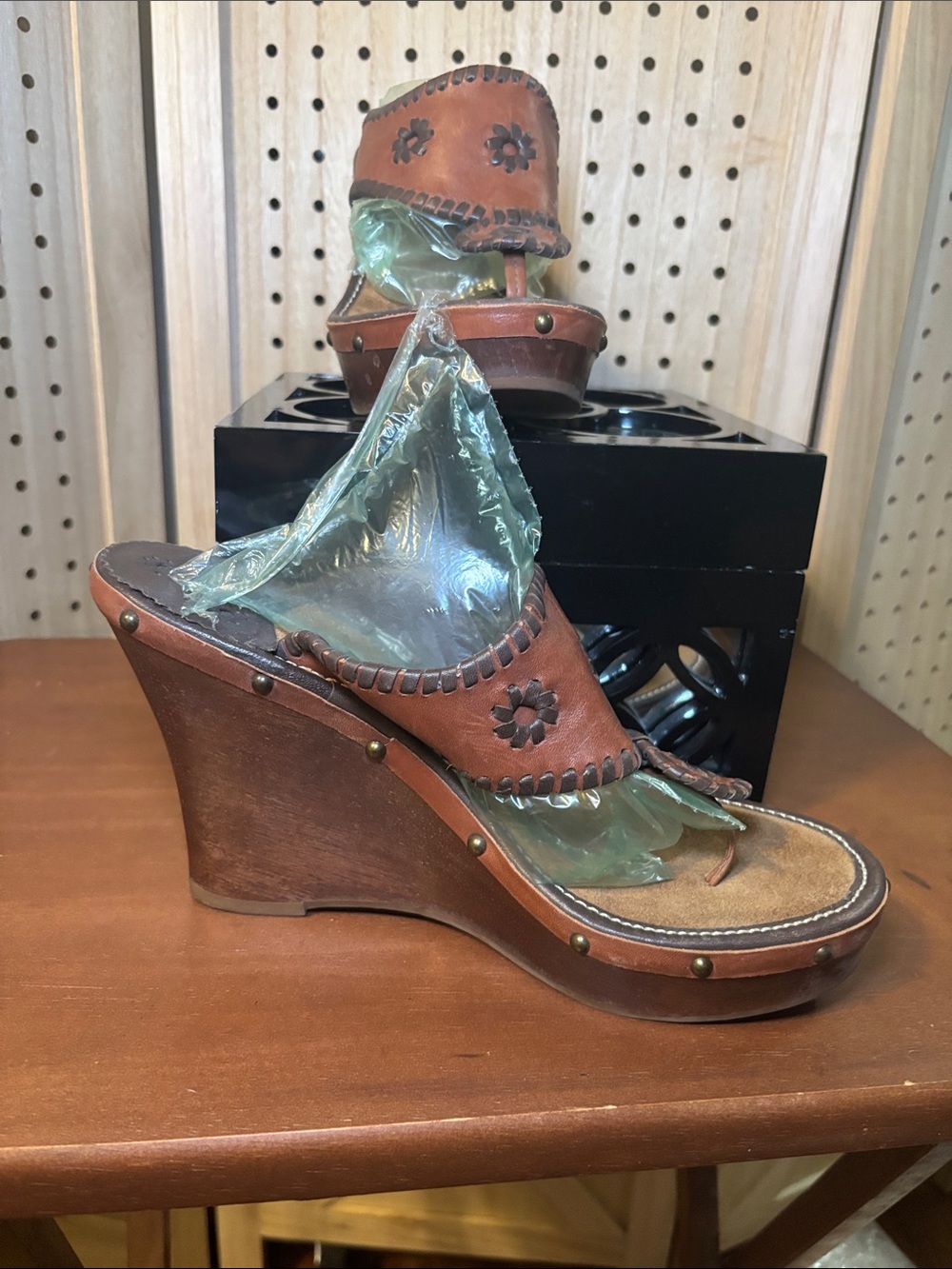 Jack Rogers Brown Leather & wood Navajo Floral Wedge Sandals